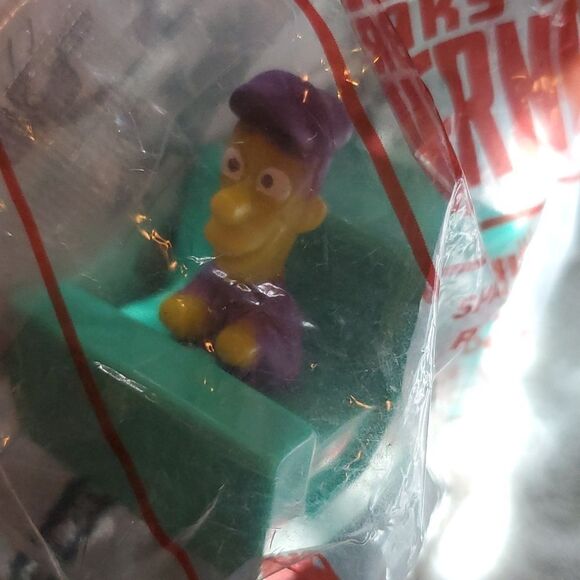 NIP McDonalds 2018 Disney Wreck It Ralph Spamley Racer Toy - Picture 1 of 3